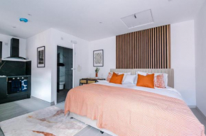 Comfort Style Brand New Selly Oaks Apartment